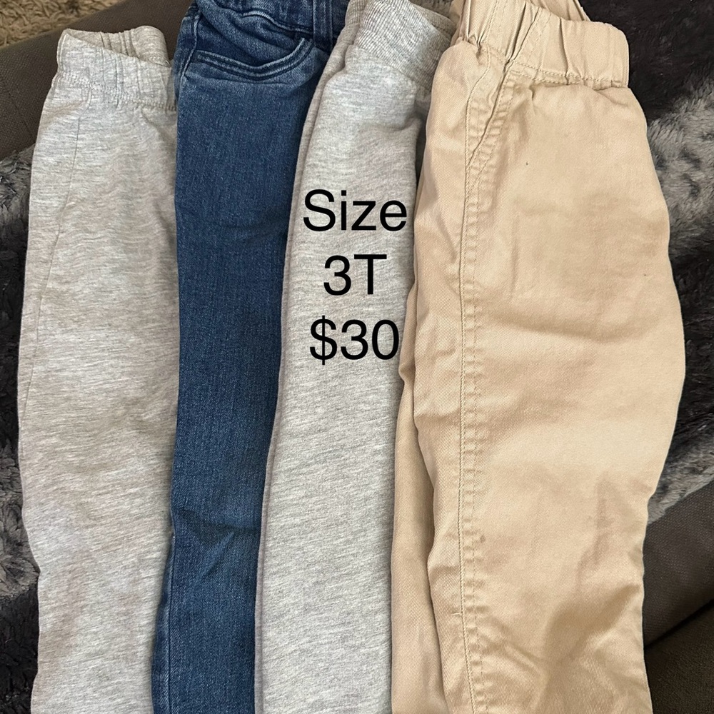 Lot of H&M boys 3T pants.